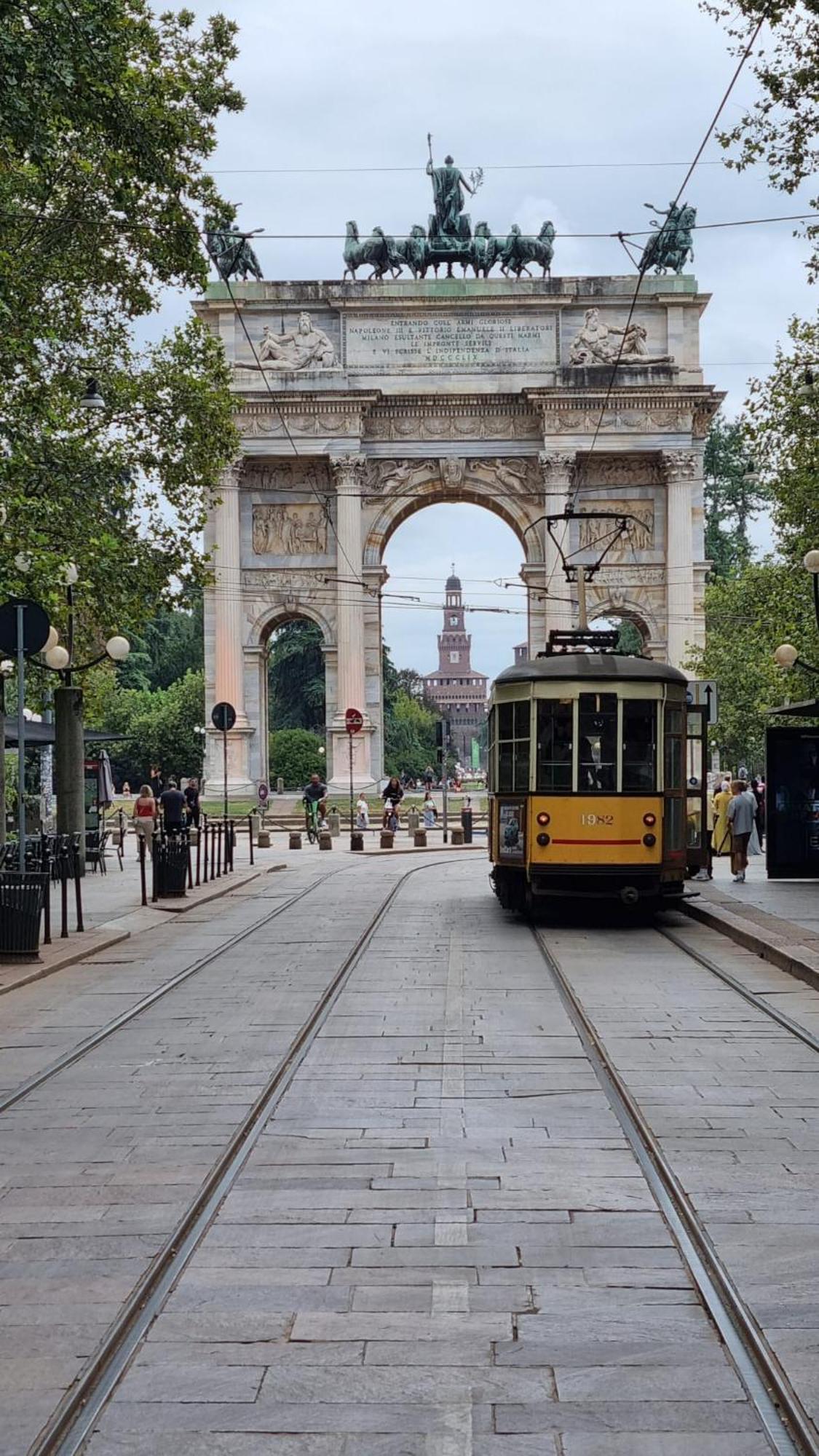 La Casa Di Cris - Milano, Appartamento Zona Sempione Buitenkant foto
